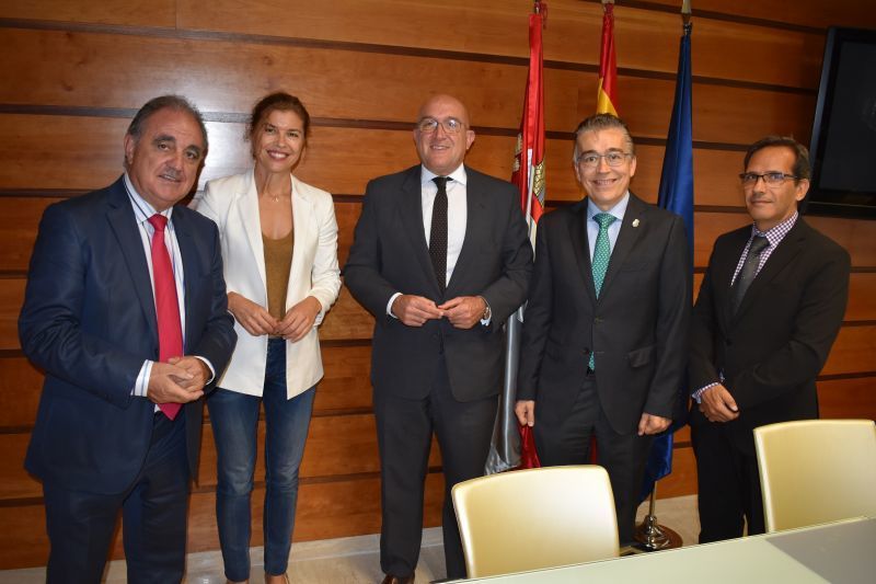 Los delegados Territoriales de la Junta de Zamora, Valladolid, León, Palencia y Burgos en lucha contra el topillo