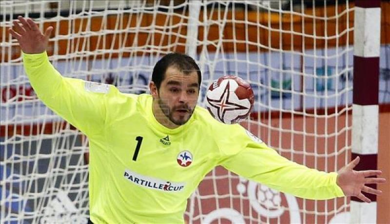 El internacional chileno Felipe Barrientos, nuevo portero del MMT Seguros