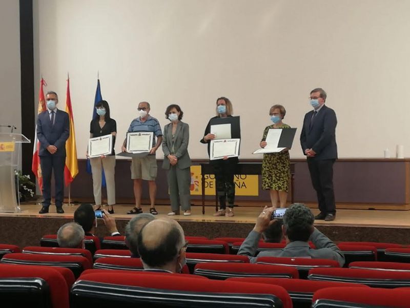 Mª Cruz Hernández, secretaria de Activación y Memoria Histórica del PSOE Zamora, participa en la entrega de certificados de reparación a cuatro víctimas del franquismo