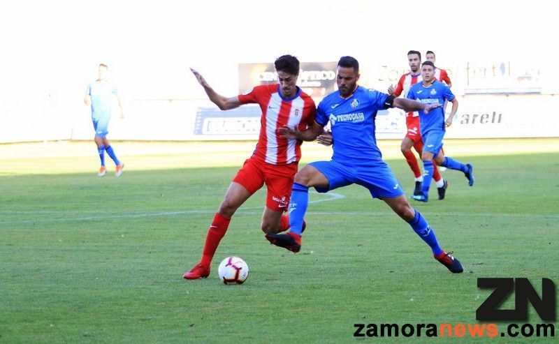 Buen ambiente en el Ruta de la Plata para ver el amistoso entre el Getafe y el Sporting