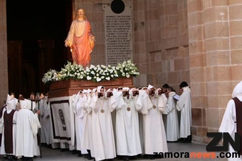 La gestora de Luz y Vida suspende los actos del Día de los Difuntos