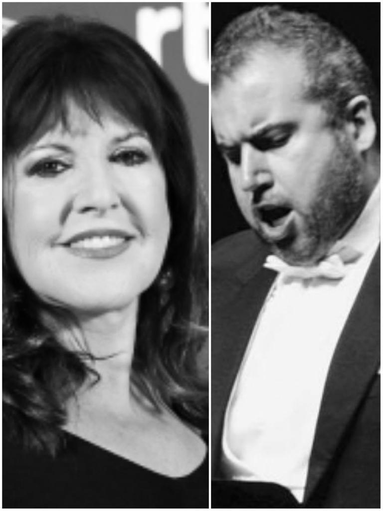 Luis Santana y Loles León rinden homenaje a Lorca en el concierto de las velas de San Pedro