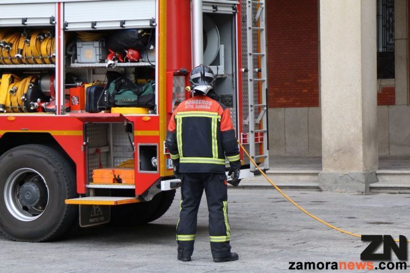 CSIF exige que no se sustituya a los bomberos profesionales de los SPEIS por voluntarios, y avisa que los ayuntamientos serán los "responsables"