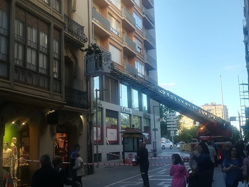 Desprendimiento de cascotes en Santa Clara