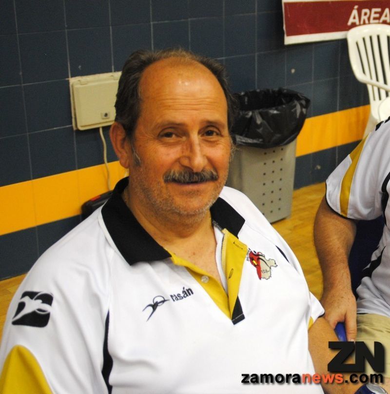 Querido compañero...hasta siempre...el balonmano hoy está de luto y tus compañeros de SATE también, fallece Fernando Jiménez