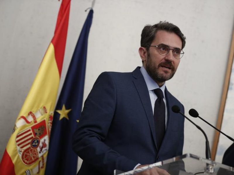 El ministerio de cultura y deportes se tambalea, Máxim Huerta dimite, la presión mediática le ha podido