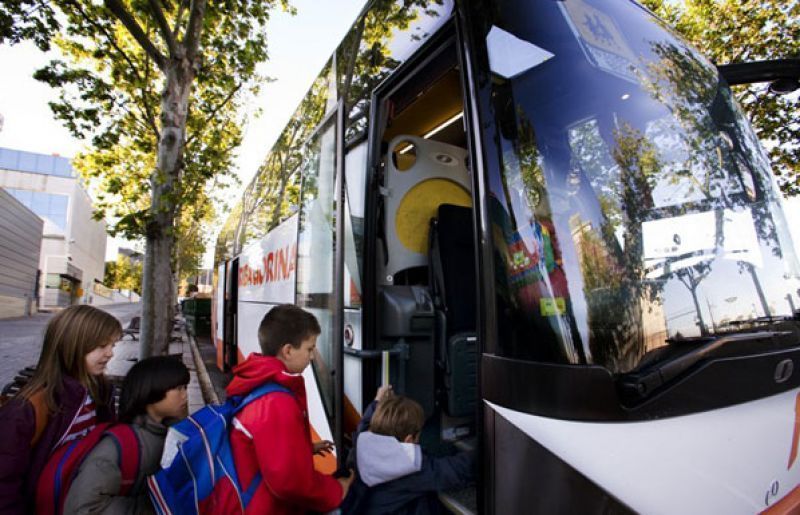 La Junta aprueba el nuevo decreto para regular el procedimiento para la reserva de plazas en el transporte público regular de viajeros y escolares
