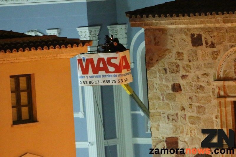 Publicidad en grúa