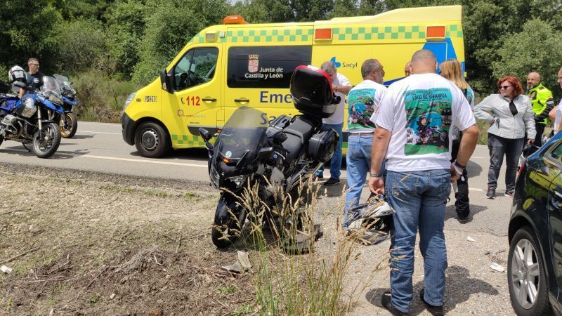 Trasladado un motorista desde Lubián tras una invasión de un conductor al carril contrario