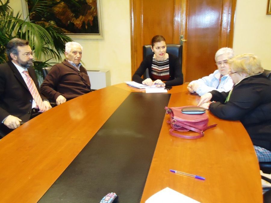 Reunión de la Fave con la subdelegada del Gobierno.
