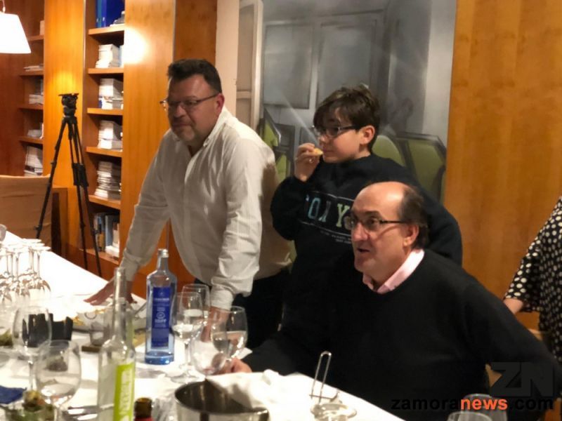 Ante el mal resultado de Ciudadanos, Francisco Requejo no aparece junto a sus compañeros en el NH