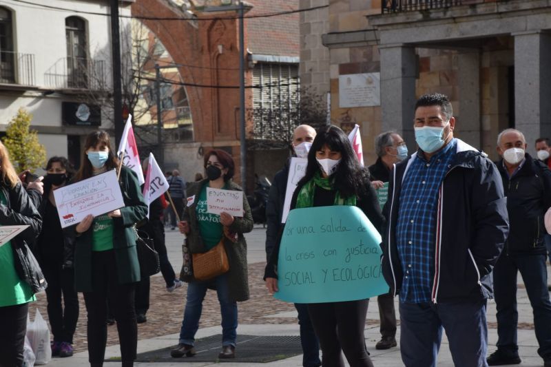 Plan de Choque Social sale a la calle para exigir medidas urgentes para evitar el colapso sanitario y defender lo público
