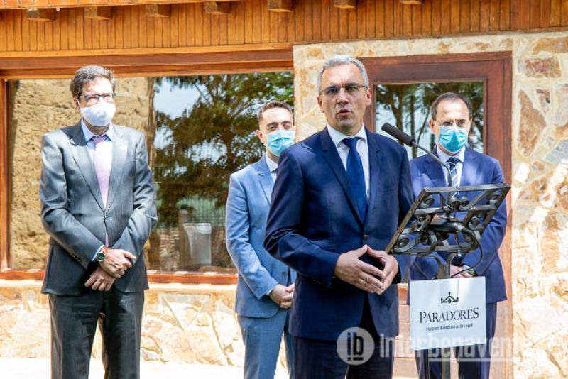 El Gobierno afianza su compromiso con la Puerta del Noroeste