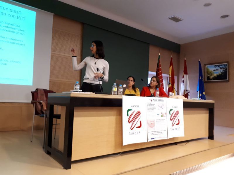 ACCU ZAMORA ofreció ayer una conferencia sobre "las vacunas y otras medidas de prevención en la enfermedad inflamatoria intestinal"