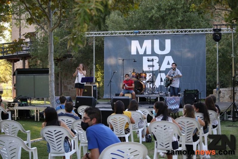 Penúltima jornada de fiestas de septiembre, MUBAZA en Cabañales y la Plaza de la Catedral sedes de los conciertos