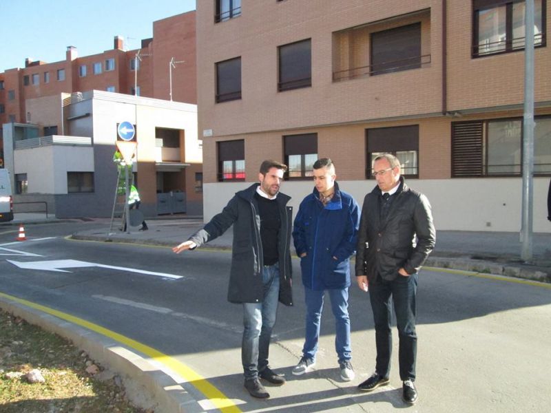 El Ayuntamiento de Zamora refuerza la pintura de la señalización horizontal