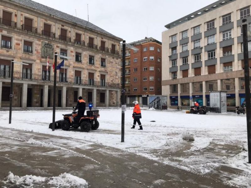 El Ayuntamiento de Zamora agota 65.000 kilos de sal ante las consecuencias de "Filomena"