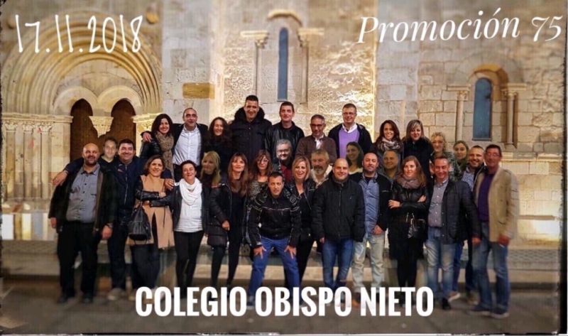 Alumnos de la promoción de 1975 del colegio Obispo Nieto celebraron un emotivo reencuentro