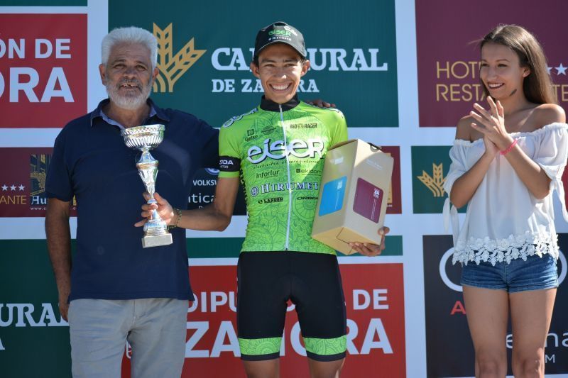 Nicolás Sáenz (Eiser Hirumet) gana en Moruxal y Moreira remata la Vuelta a Zamora