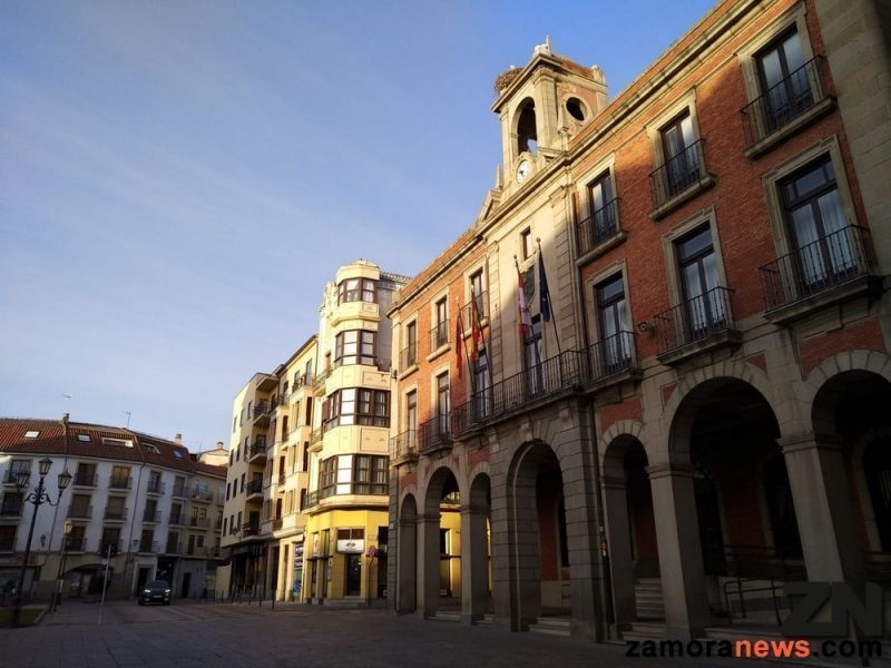El Pleno del Ayuntamiento aprueba 60 millones de euros de presupuesto más 12 de proyectos