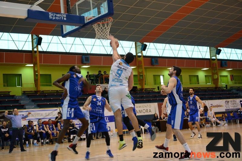 Y llegó la cuarta ansiada victoria del Aquimisa Laboratorios contra Hospitalet 86-73