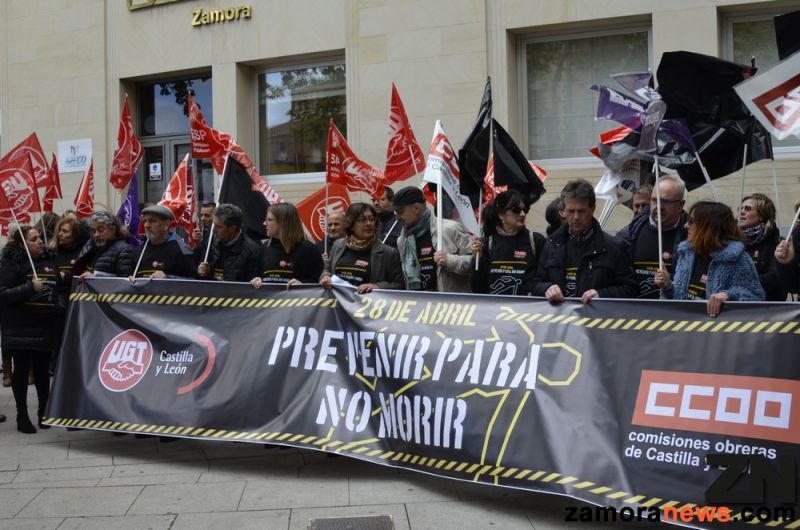 CCOO celebra el Día Internacional de la Seguridad Laboral denunciando la precariedad en el trabajo frente a los accidentes