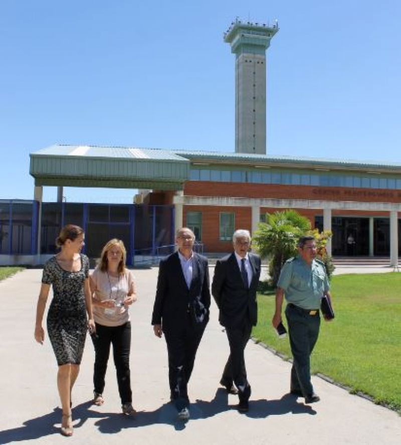 Visita a la prisión de Topas.