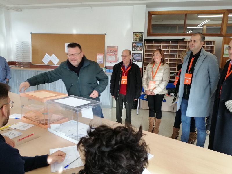 Bartolomé : "Hoy es una jornada en las que hay que votar, con ilusión, con alegría y también con cabeza"