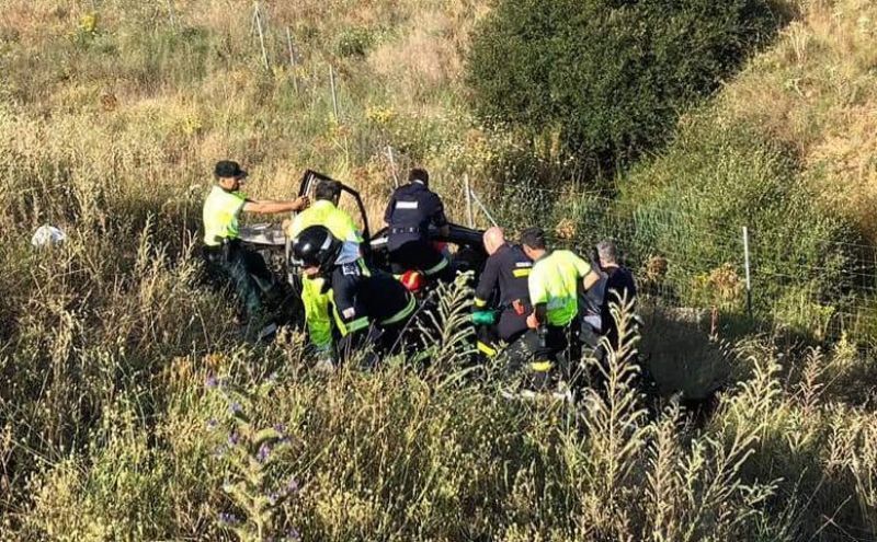 Dos heridos tras volcar un turismo a la altura de Cubo del Vino