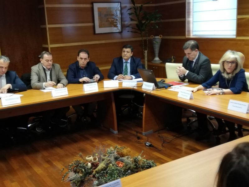 La Consejera de Sanidad Verónica Casado se reúne con los presidentes de las diputaciones la necesidad de implantar un modelo sanitario sostenible