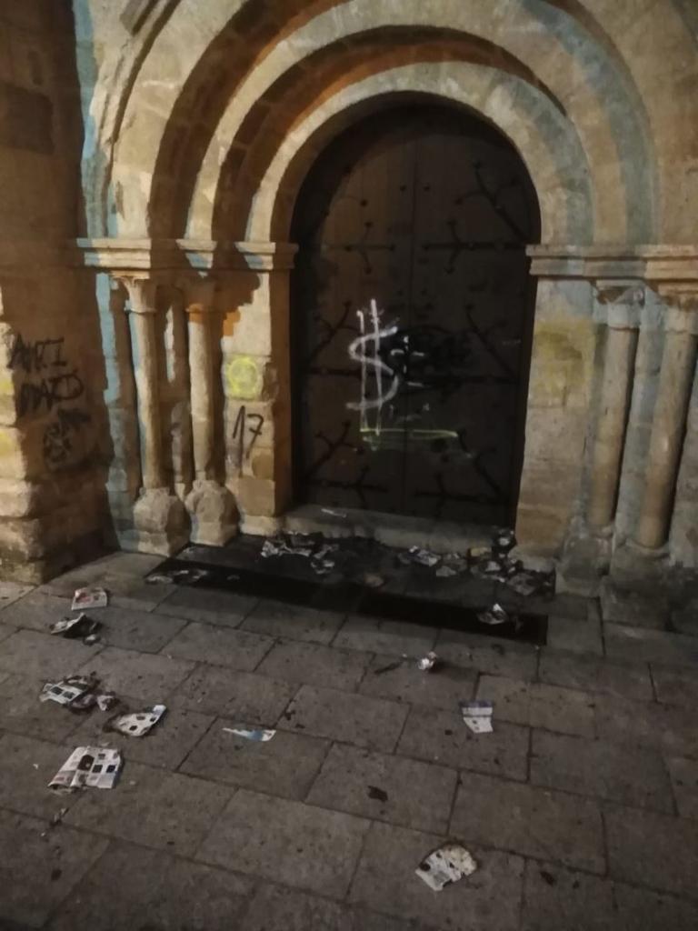 ¿Hasta cuando los atentados al patrimonio?, la Iglesia de San Esteban sufre la pasada noche otro episodio de actos vandálicos